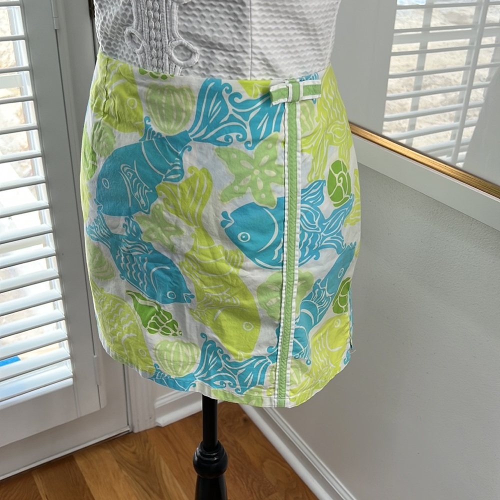 Lilly Pulitzer Clearwater Neon Fish & Sealife Print Mini Skort, Size 8 - Picture 3 of 11